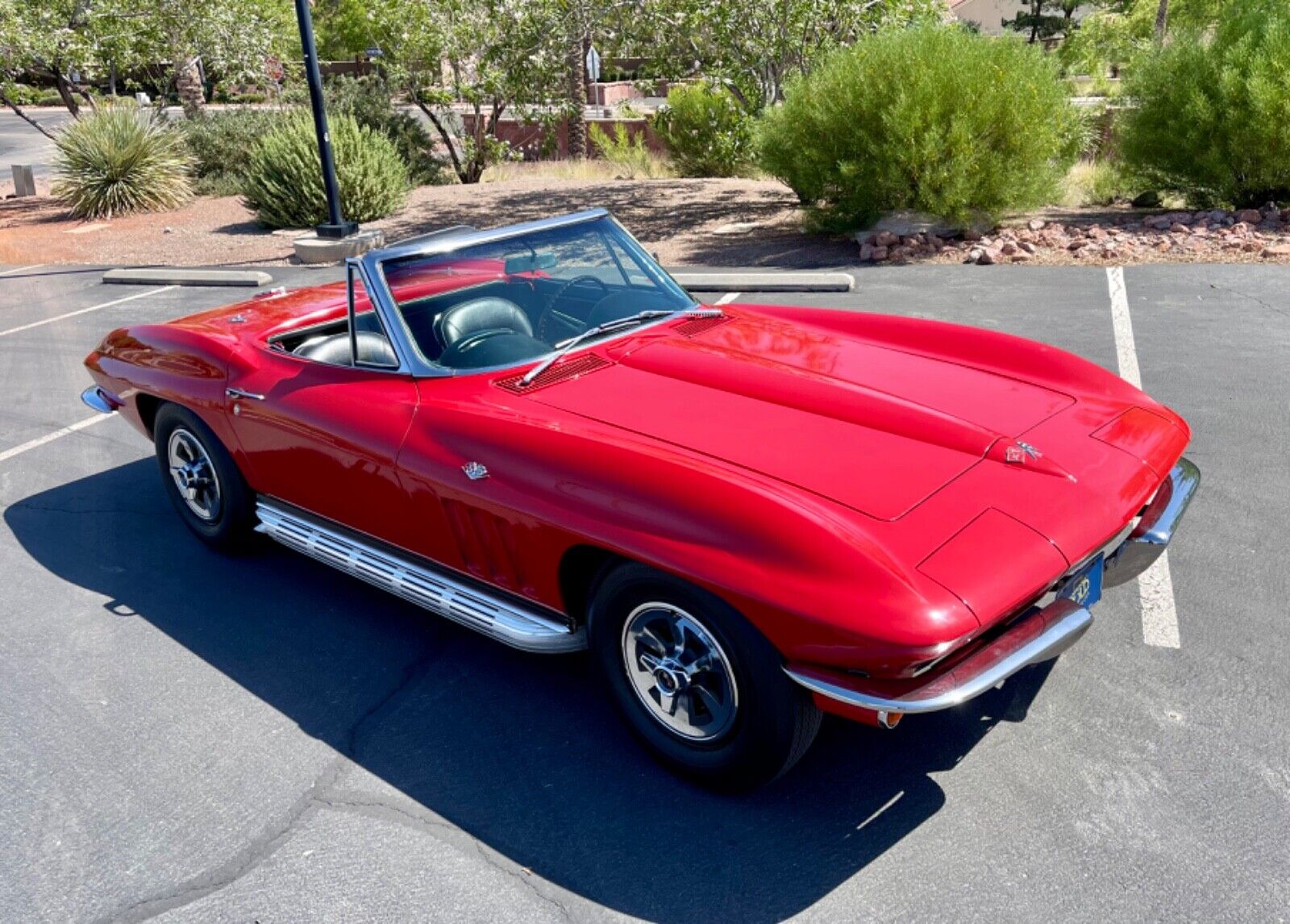 Chevrolet-Corvette-Cabriolet-1965-2