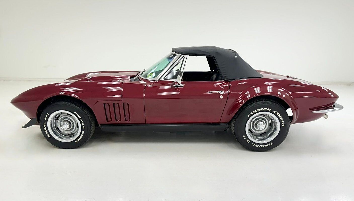 Chevrolet-Corvette-Cabriolet-1965-2