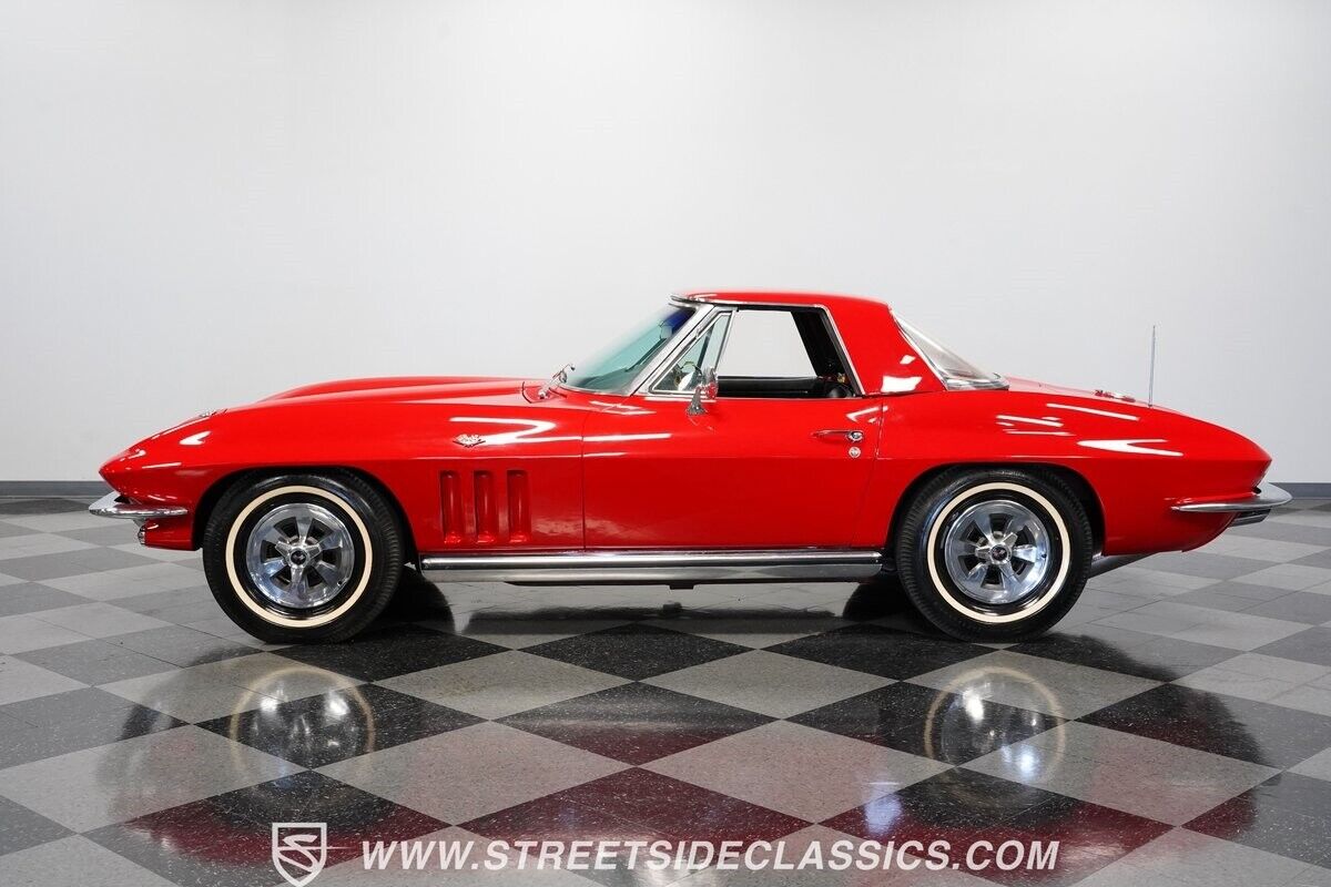 Chevrolet-Corvette-Cabriolet-1965-2