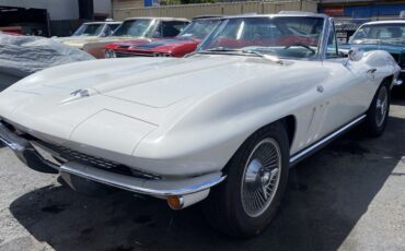 Chevrolet-Corvette-Cabriolet-1965-2