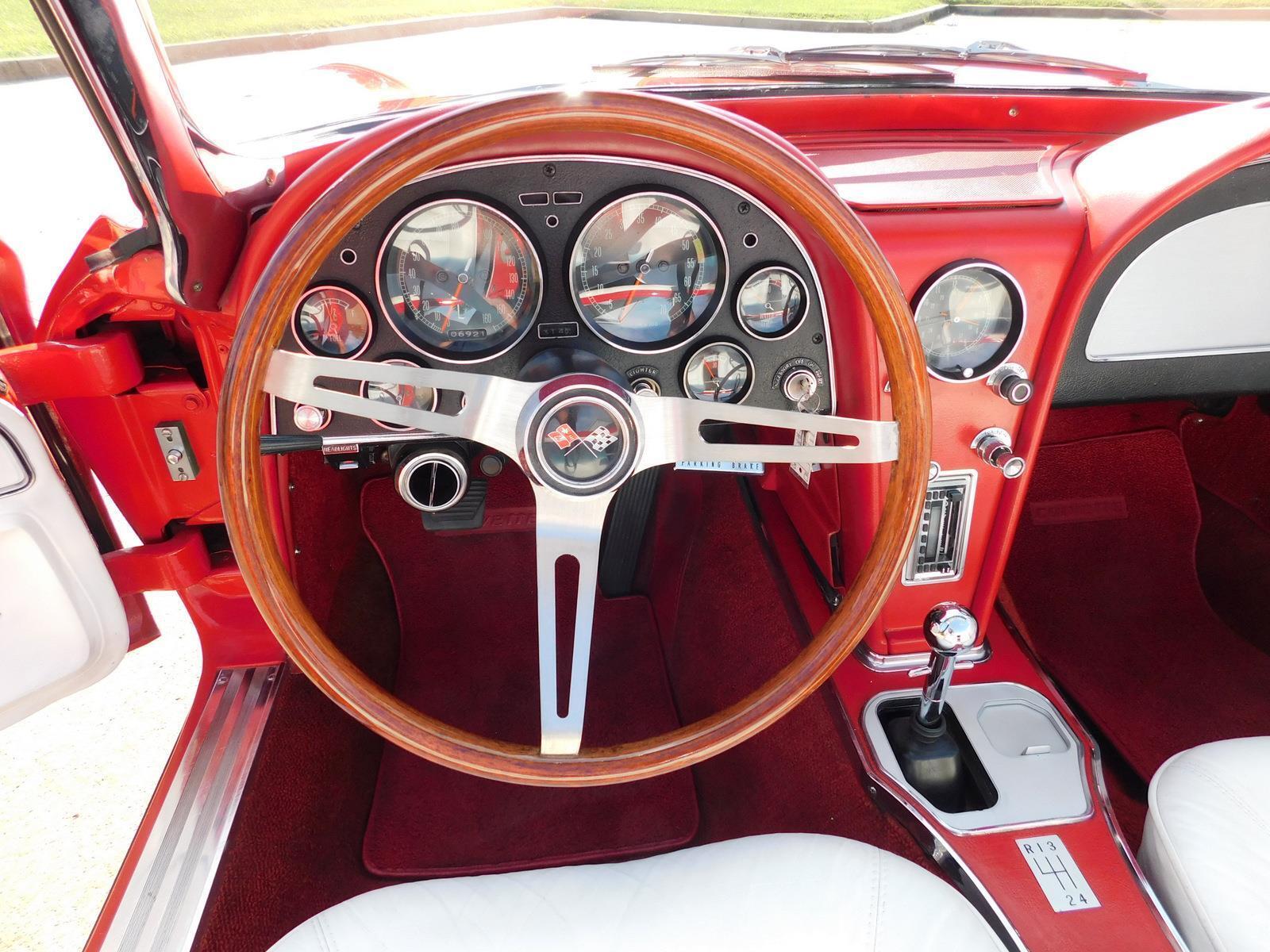 Chevrolet-Corvette-Cabriolet-1965-25