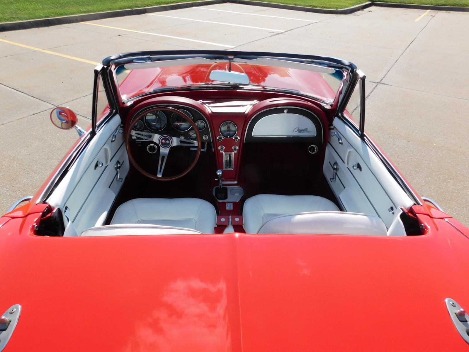 Chevrolet-Corvette-Cabriolet-1965-29