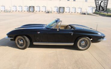 Chevrolet-Corvette-Cabriolet-1965-3