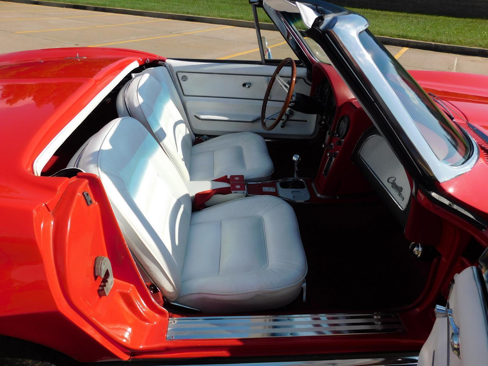 Chevrolet-Corvette-Cabriolet-1965-35