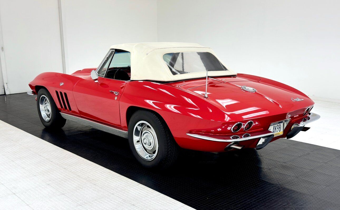 Chevrolet-Corvette-Cabriolet-1965-4