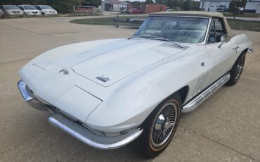 Chevrolet-Corvette-Cabriolet-1966-1