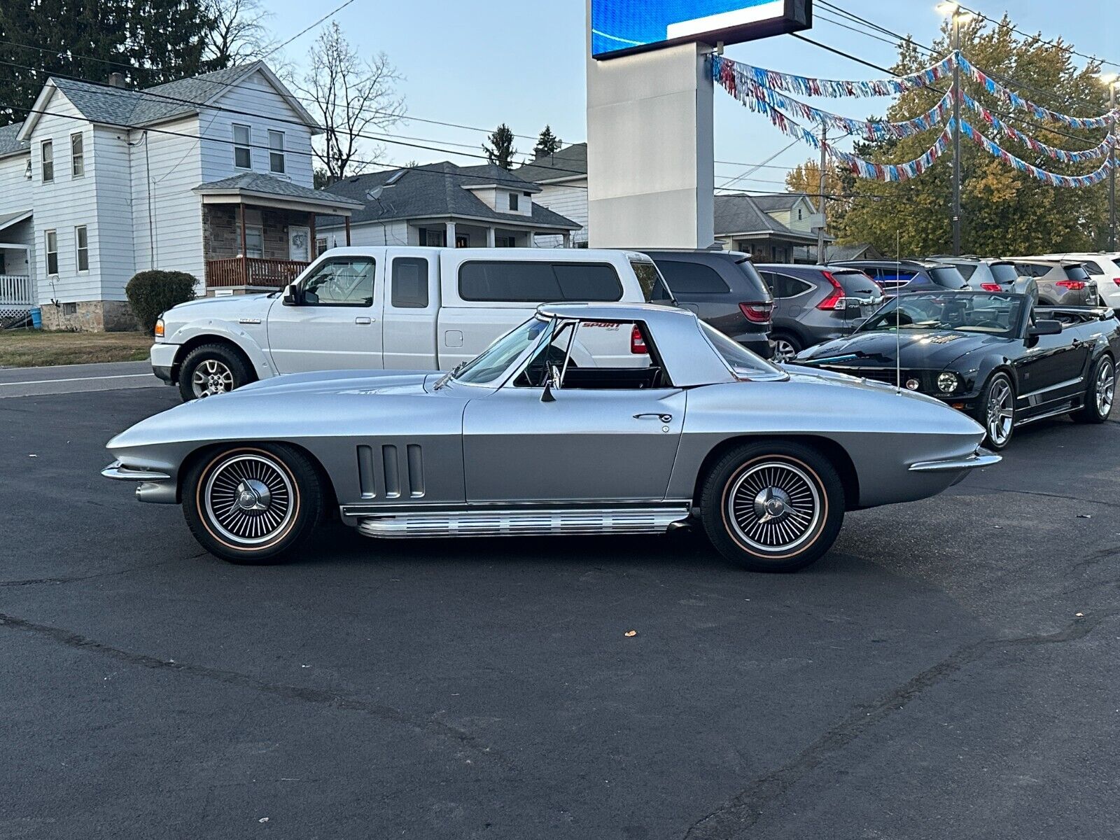 Chevrolet-Corvette-Cabriolet-1966-1