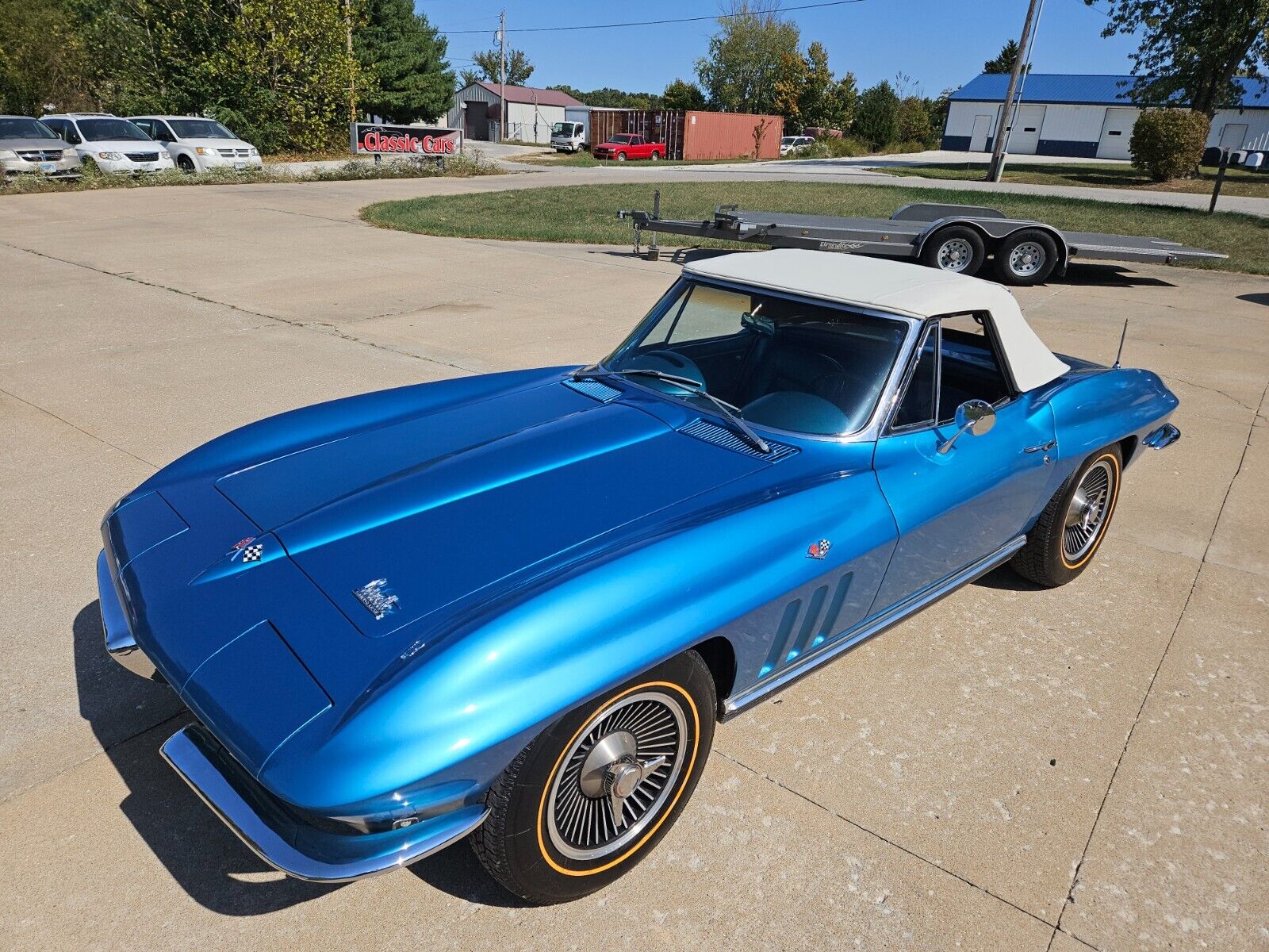 Chevrolet-Corvette-Cabriolet-1966-1