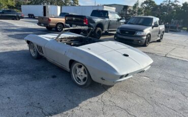 Chevrolet-Corvette-Cabriolet-1966-13