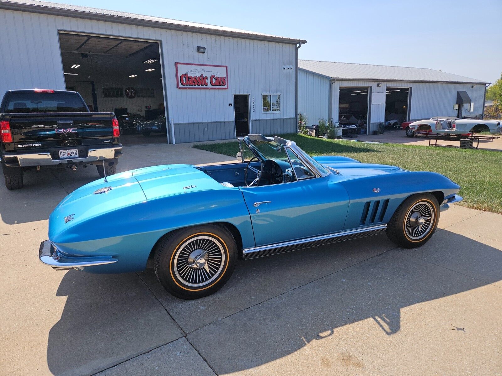 Chevrolet-Corvette-Cabriolet-1966-19