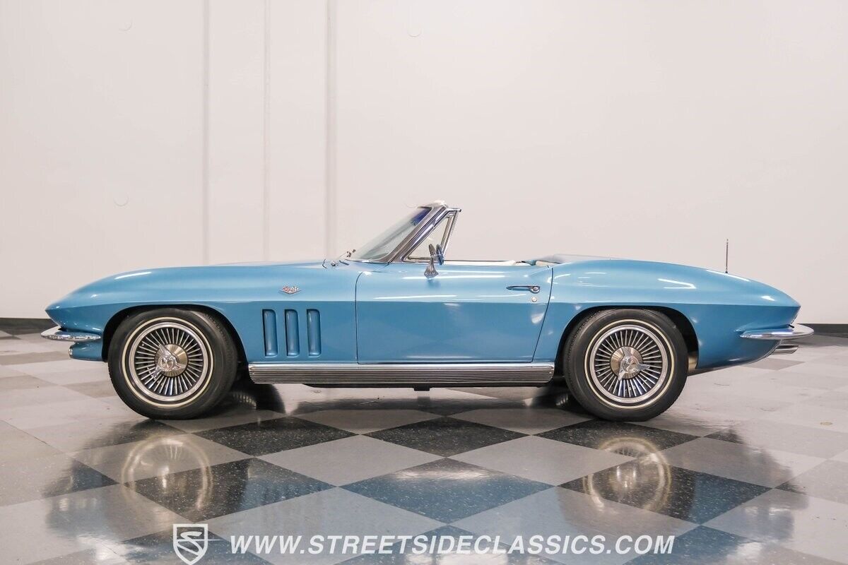 Chevrolet-Corvette-Cabriolet-1966-2