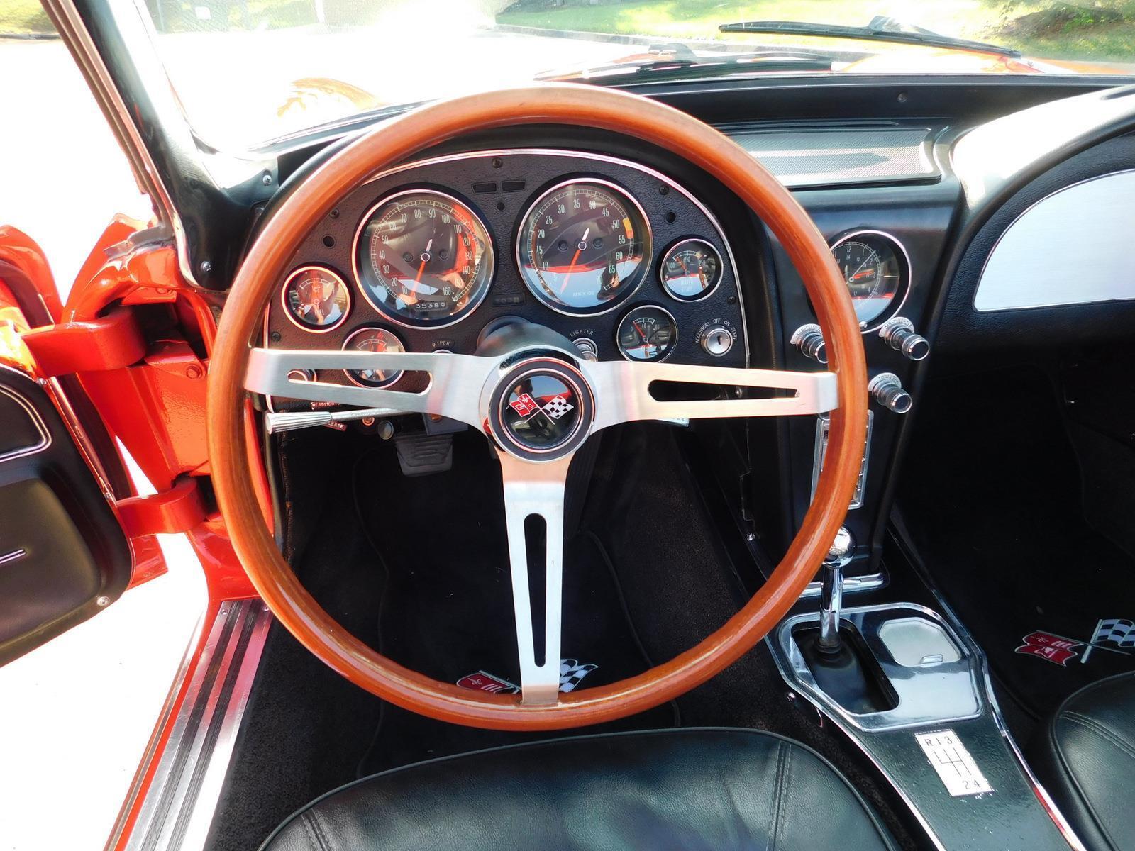 Chevrolet-Corvette-Cabriolet-1966-21