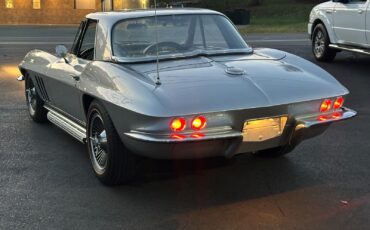 Chevrolet-Corvette-Cabriolet-1966-3