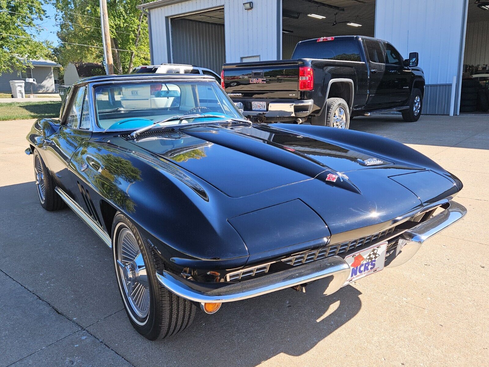 Chevrolet-Corvette-Cabriolet-1966-3