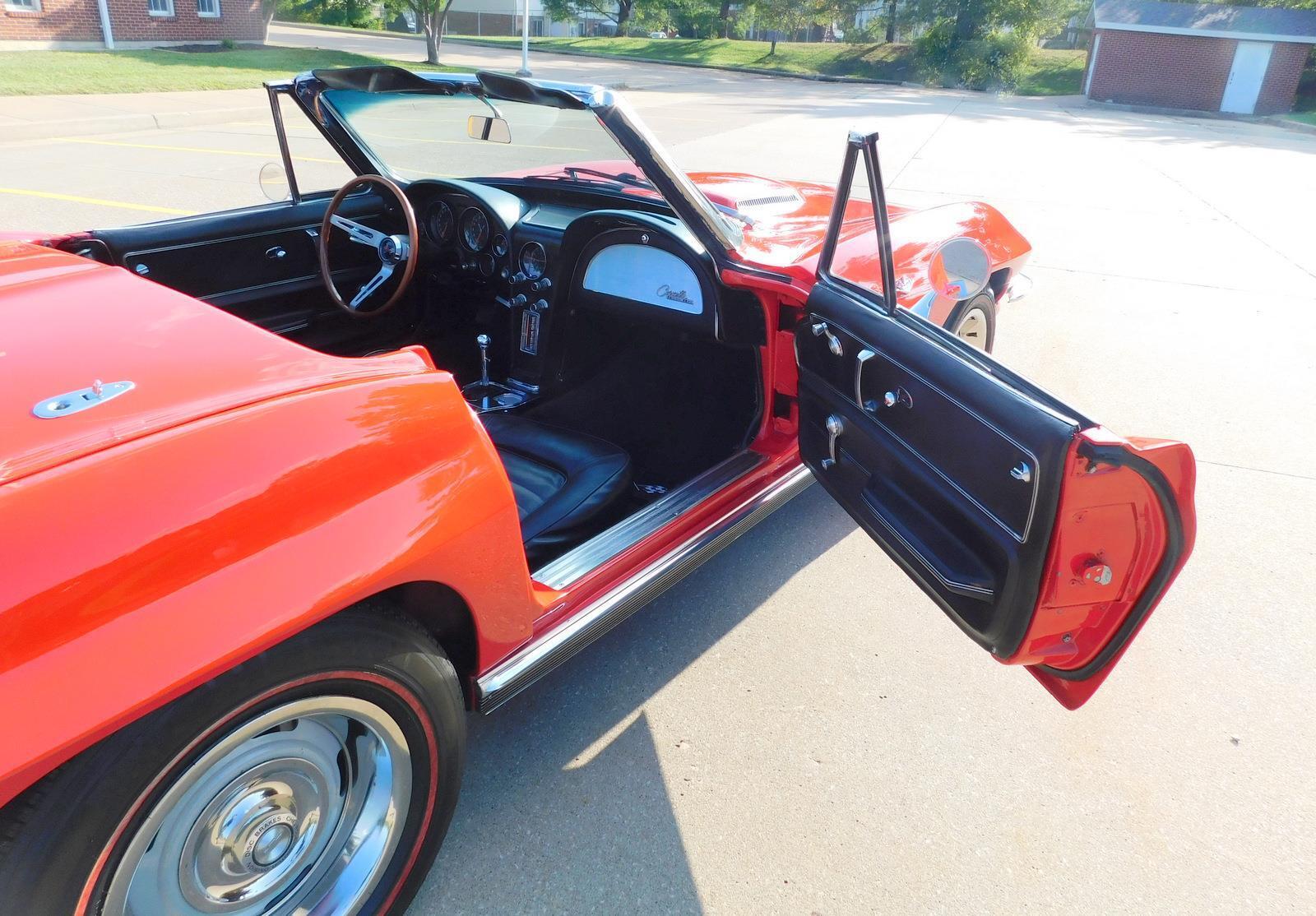 Chevrolet-Corvette-Cabriolet-1966-30