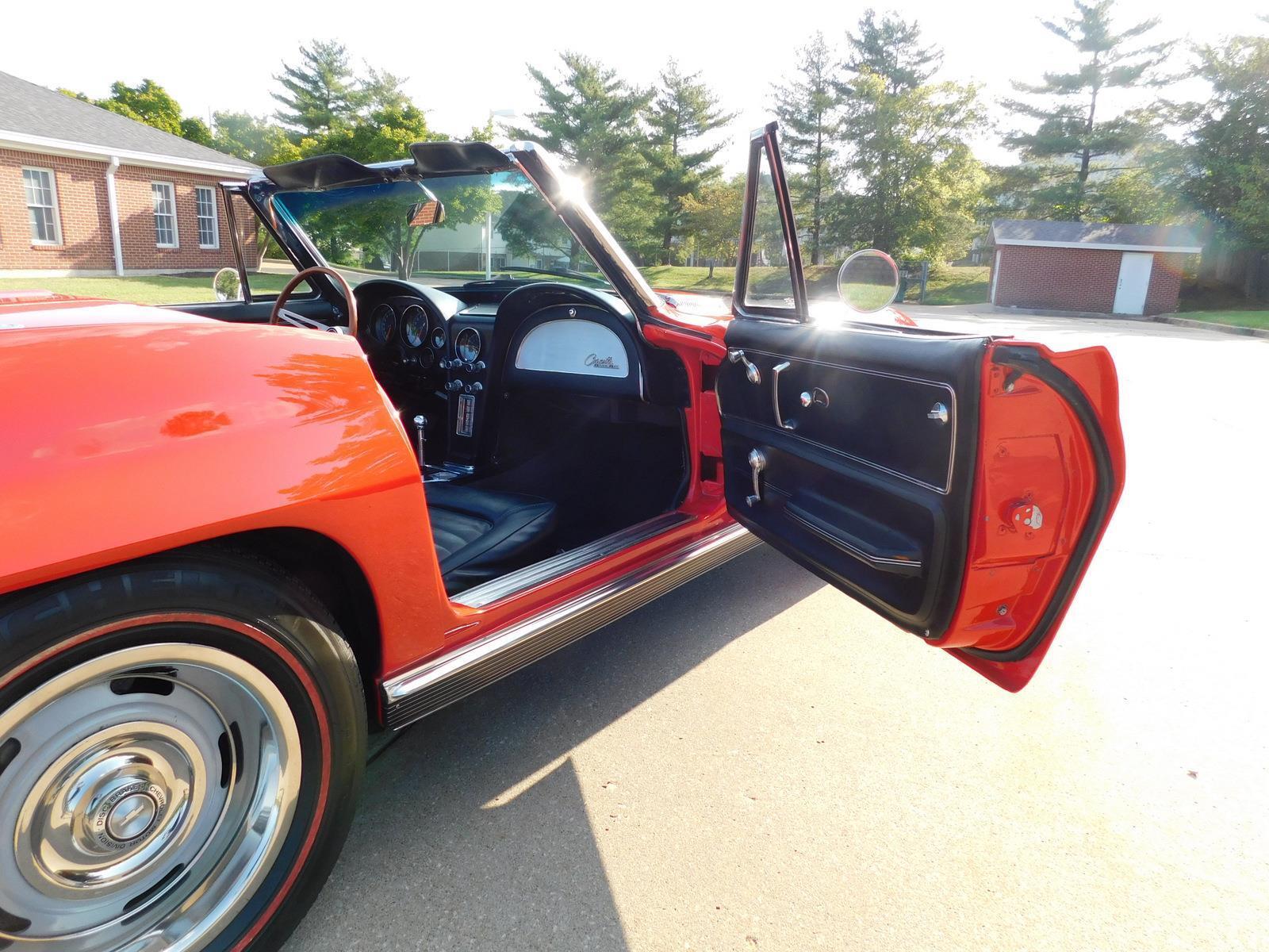 Chevrolet-Corvette-Cabriolet-1966-31