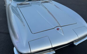 Chevrolet-Corvette-Cabriolet-1966-31