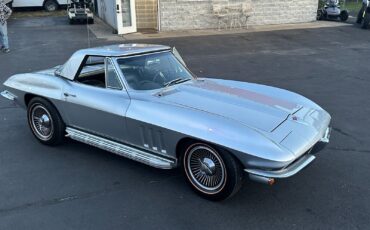 Chevrolet-Corvette-Cabriolet-1966-32