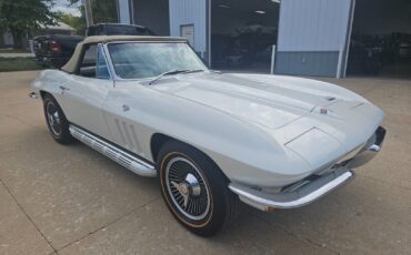 Chevrolet-Corvette-Cabriolet-1966-4