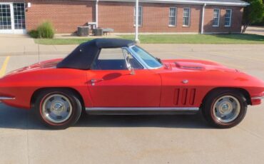 Chevrolet-Corvette-Cabriolet-1966-4