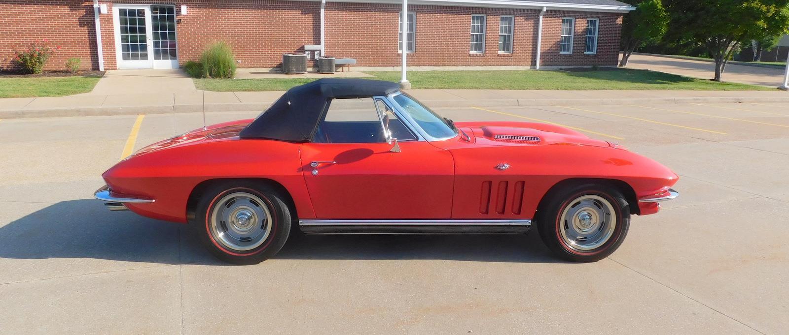 Chevrolet-Corvette-Cabriolet-1966-4