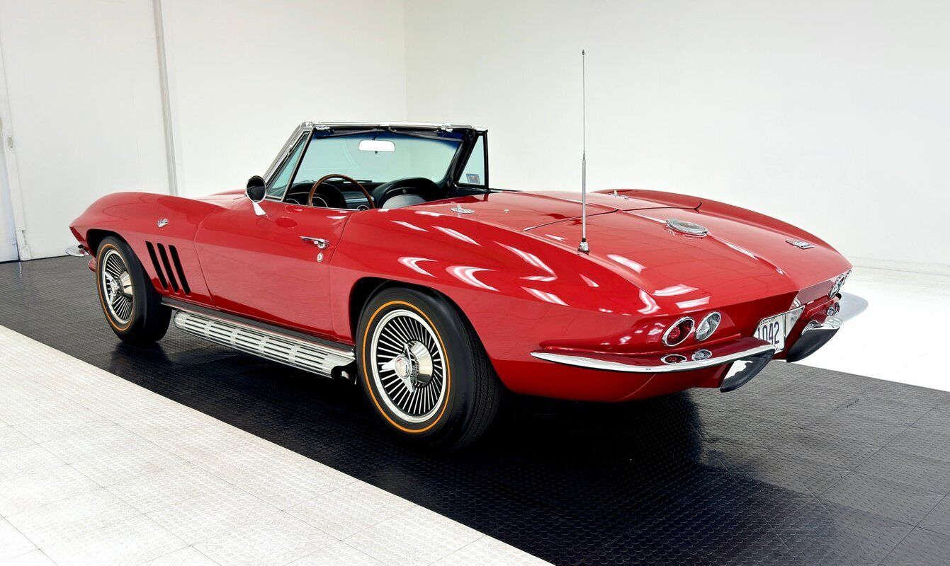 Chevrolet-Corvette-Cabriolet-1966-5