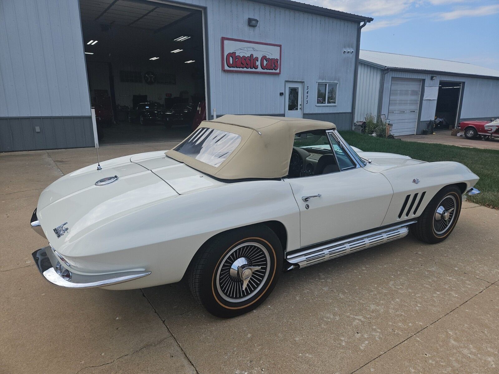 Chevrolet-Corvette-Cabriolet-1966-7