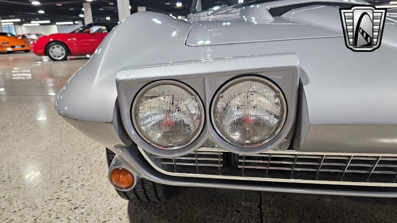 Chevrolet-Corvette-Cabriolet-1966-8