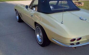 Chevrolet-Corvette-Cabriolet-1967-9