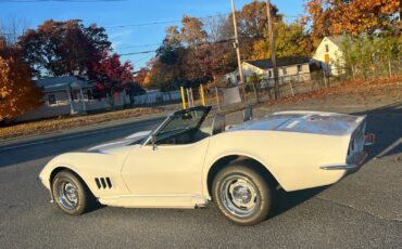 Chevrolet-Corvette-Cabriolet-1968-2