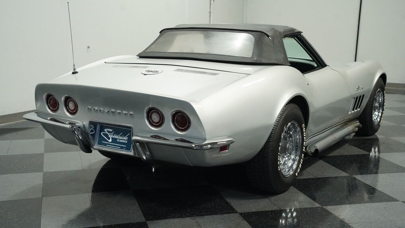 Chevrolet-Corvette-Cabriolet-1969-10