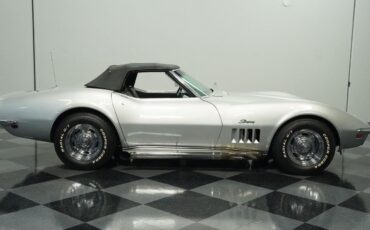 Chevrolet-Corvette-Cabriolet-1969-12