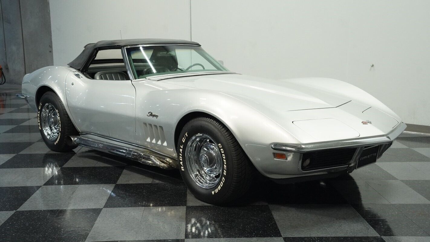 Chevrolet-Corvette-Cabriolet-1969-13