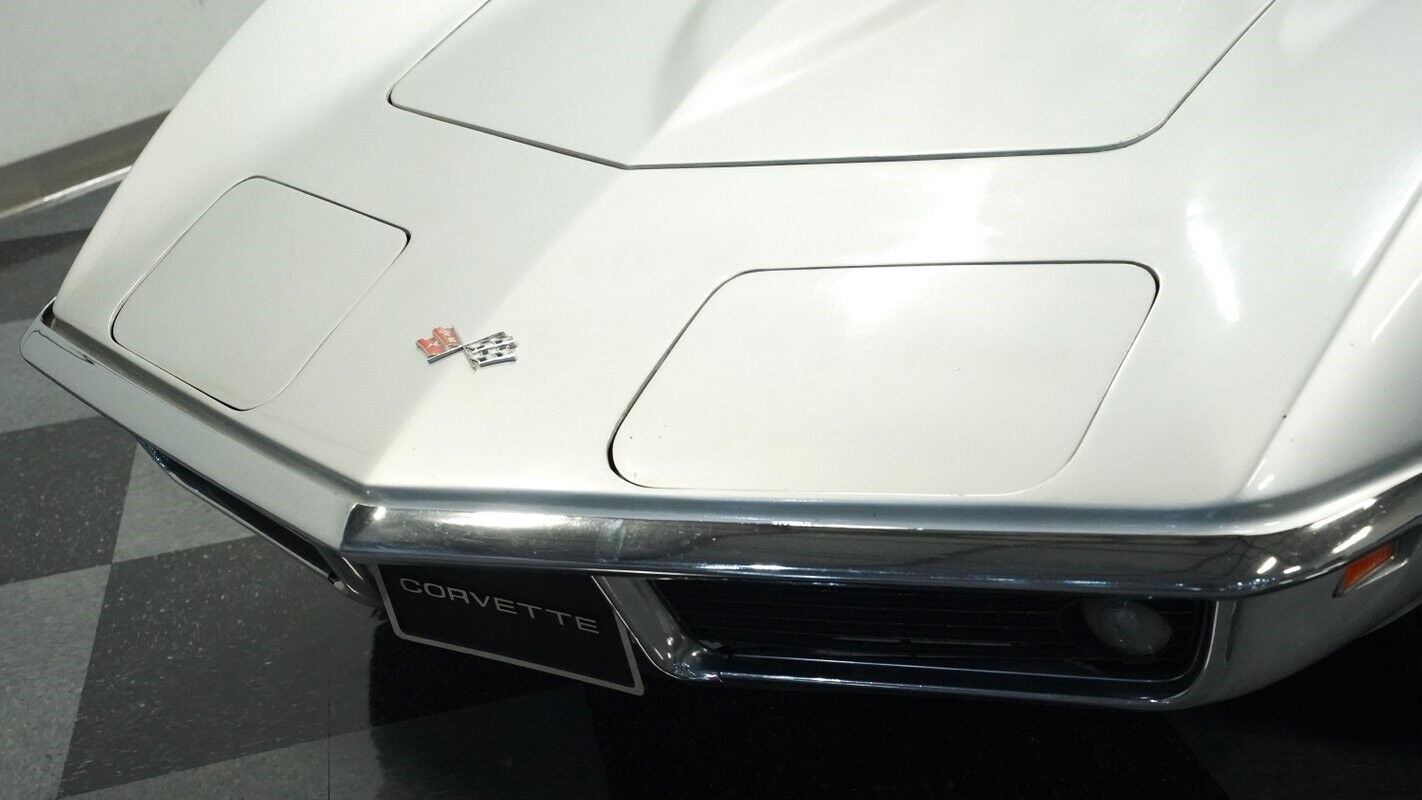 Chevrolet-Corvette-Cabriolet-1969-17