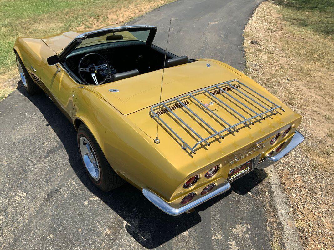 Chevrolet-Corvette-Cabriolet-1969-2