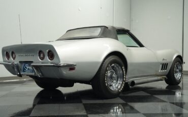 Chevrolet-Corvette-Cabriolet-1969-24