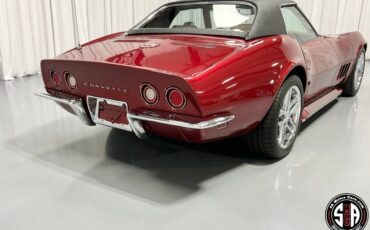 Chevrolet-Corvette-Cabriolet-1969-25