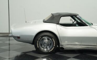 Chevrolet-Corvette-Cabriolet-1969-26