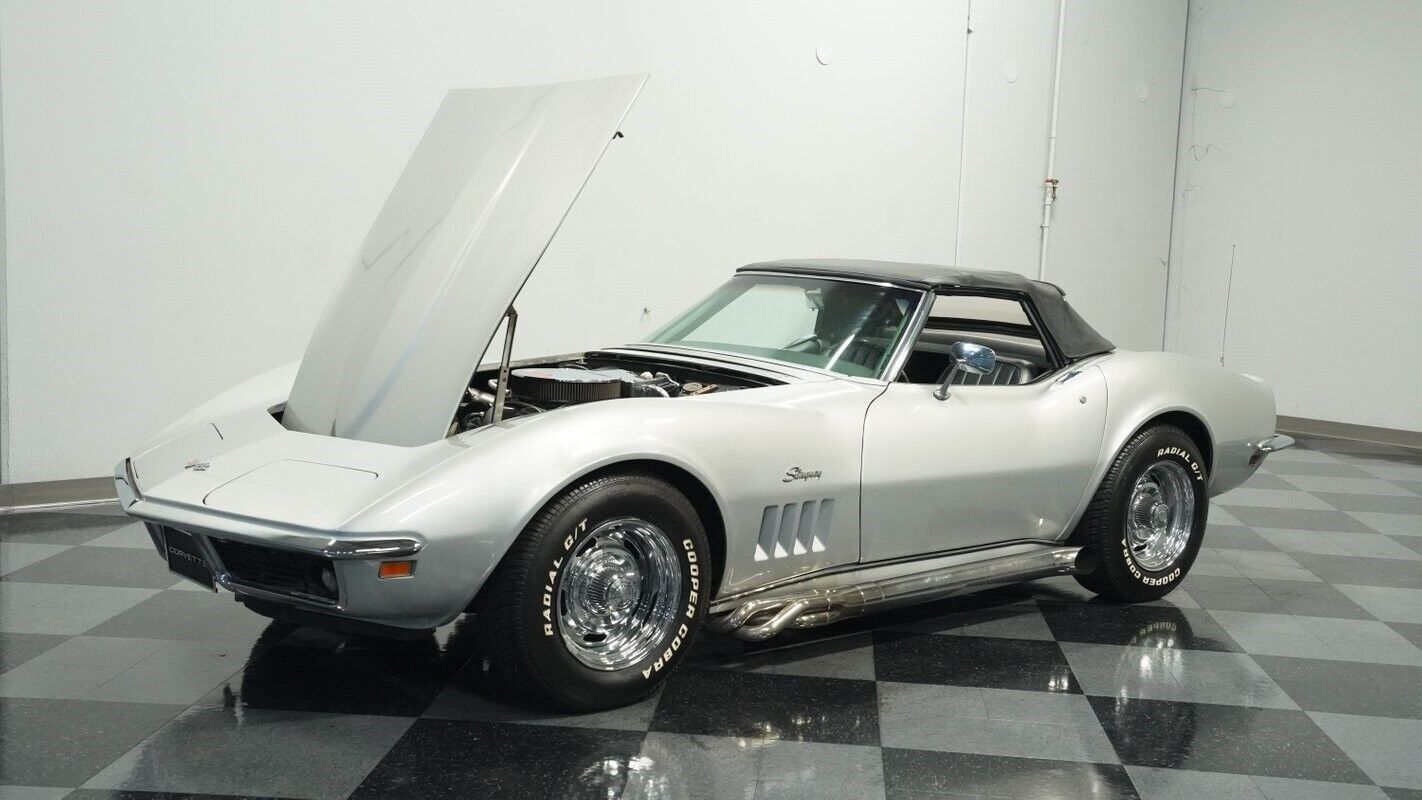 Chevrolet-Corvette-Cabriolet-1969-28