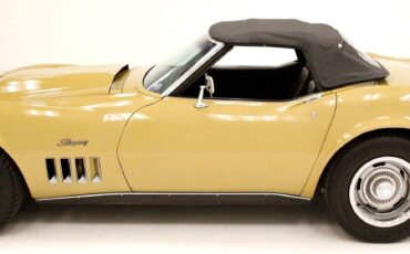 Chevrolet-Corvette-Cabriolet-1969-4