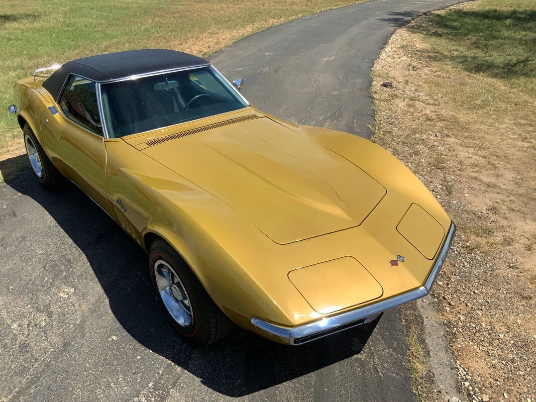 Chevrolet-Corvette-Cabriolet-1969-6