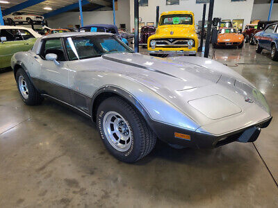 Chevrolet-Corvette-Cabriolet-1978-2