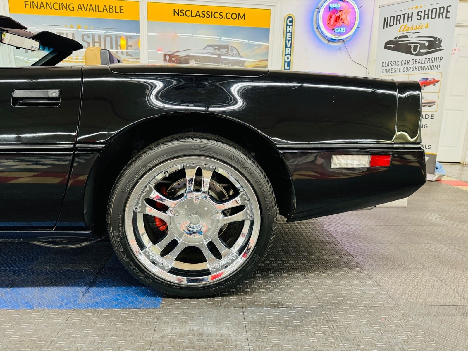 Chevrolet-Corvette-Cabriolet-1986-23