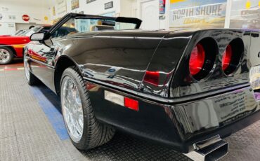 Chevrolet-Corvette-Cabriolet-1986-24