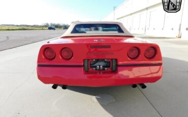 Chevrolet-Corvette-Cabriolet-1986-4