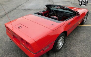 Chevrolet-Corvette-Cabriolet-1986-4