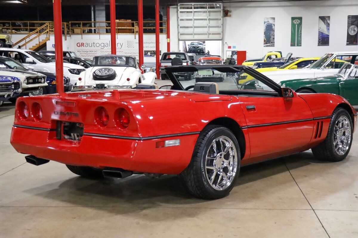 Chevrolet-Corvette-Cabriolet-1986-7