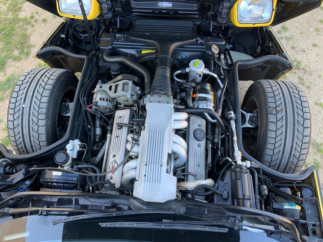 Chevrolet-Corvette-Cabriolet-1986-7