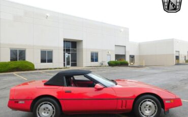 Chevrolet-Corvette-Cabriolet-1986-7