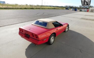 Chevrolet-Corvette-Cabriolet-1986-8